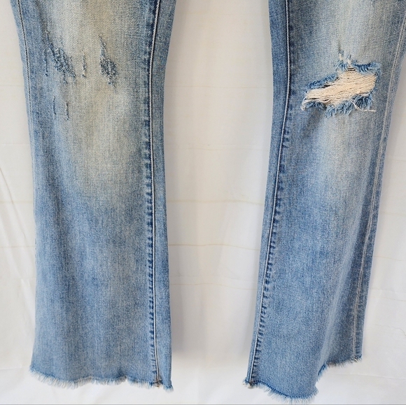 Blanknyc Cosmic Flare Jeans Size 26 - Picture 4 of 10